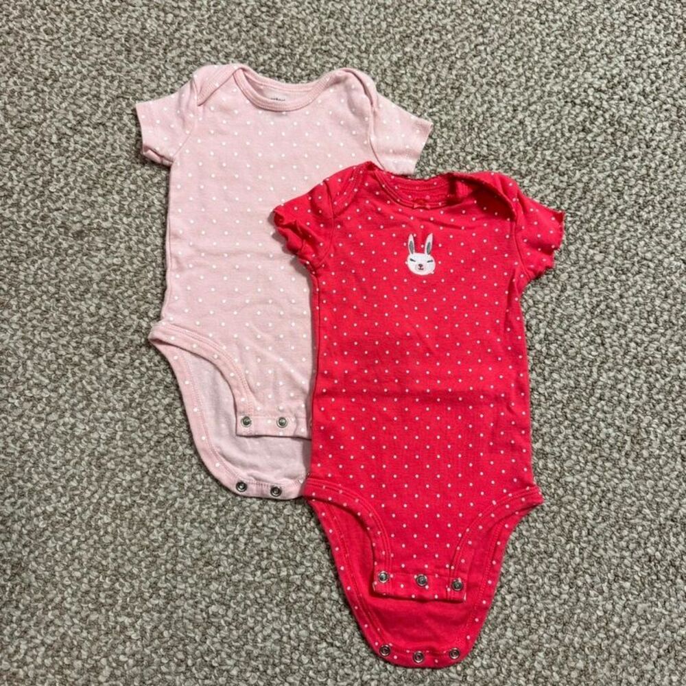 Bundle of 2 Carter's Baby Girl Bodysuits Polka Dot Bunny Pink Red 6 Months